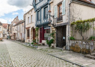 Photographe d'illustration pour la presse magazine en tourisme, patrimoine, voyage. Citée médiévale, Noyers-sur-Serein (89)