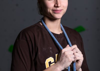 Portrait pour la presse magazine de Doriane Bertone, championne d'escalade en équipe de France et finaliste au JO 2024.