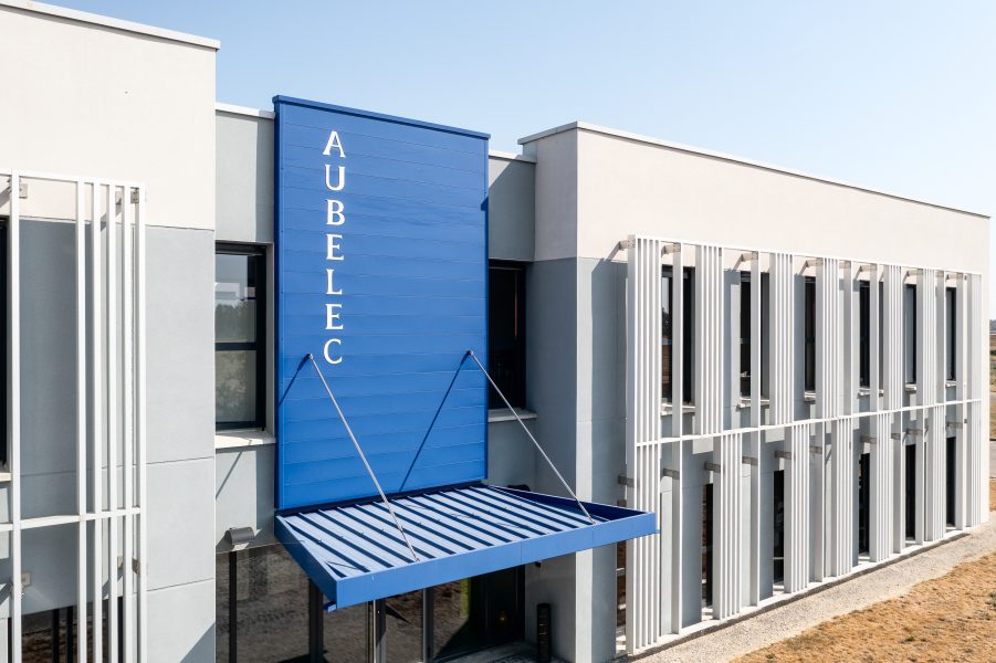 Photographe d'entreprise. Vu par Drone sur les bâtiments de l'Ent Aubelec