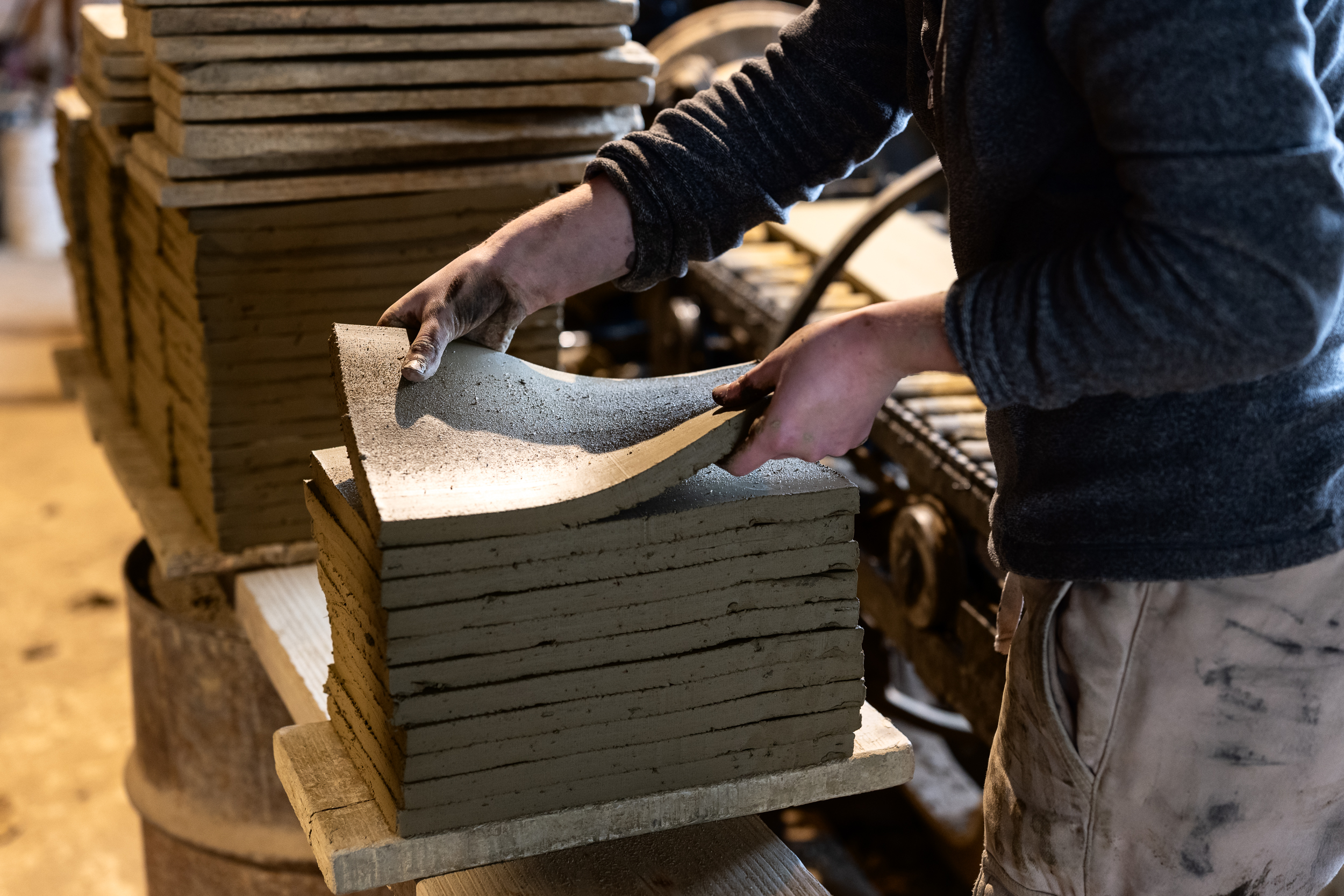 Reportage photo pour les magazines. La tuilerie Royer à Soulaines Dhuys.