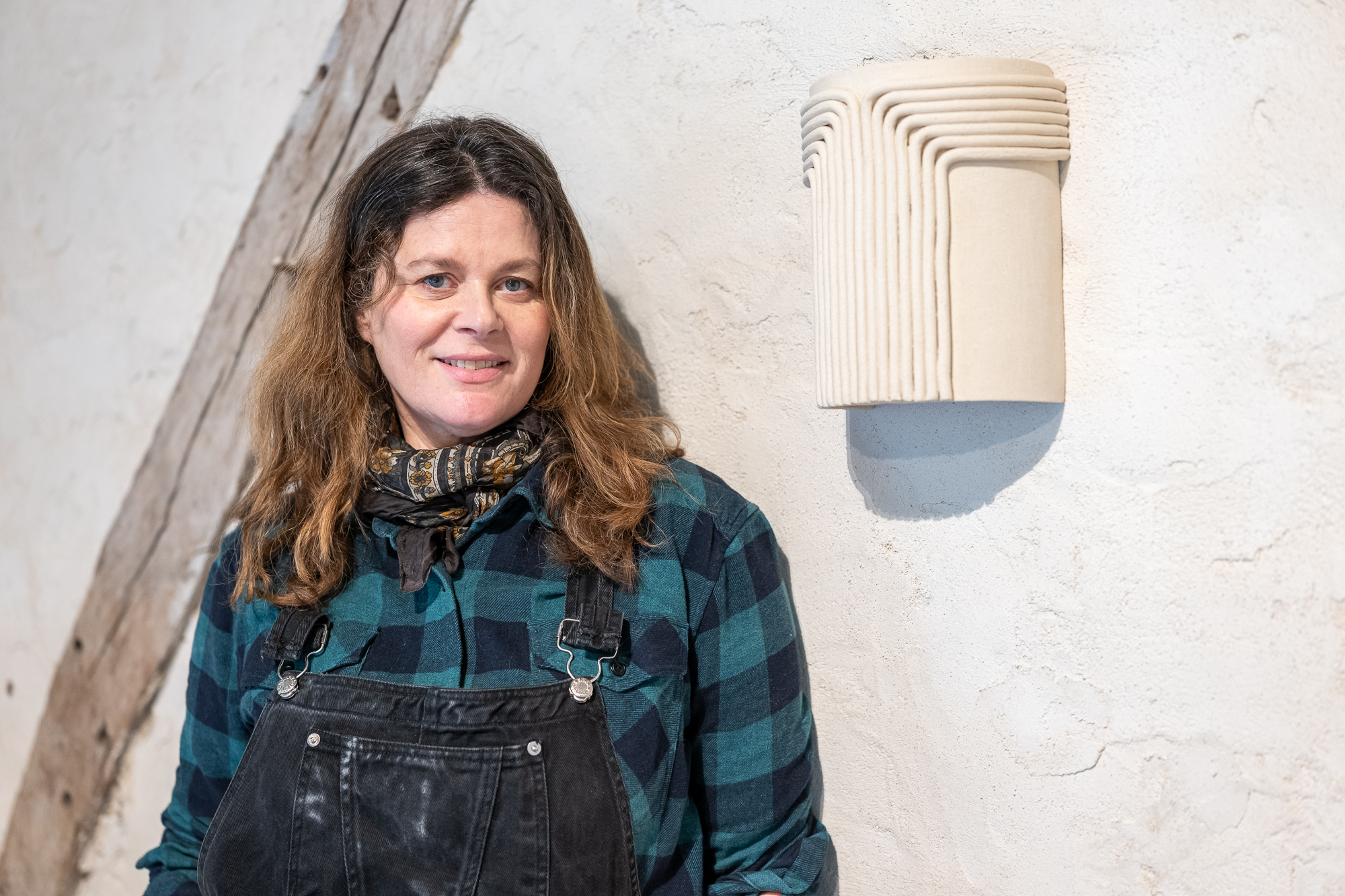 Reportage photos et portrait de Marie Fougerol, Céramiste d'art contemporaine. Synopsis à disposition