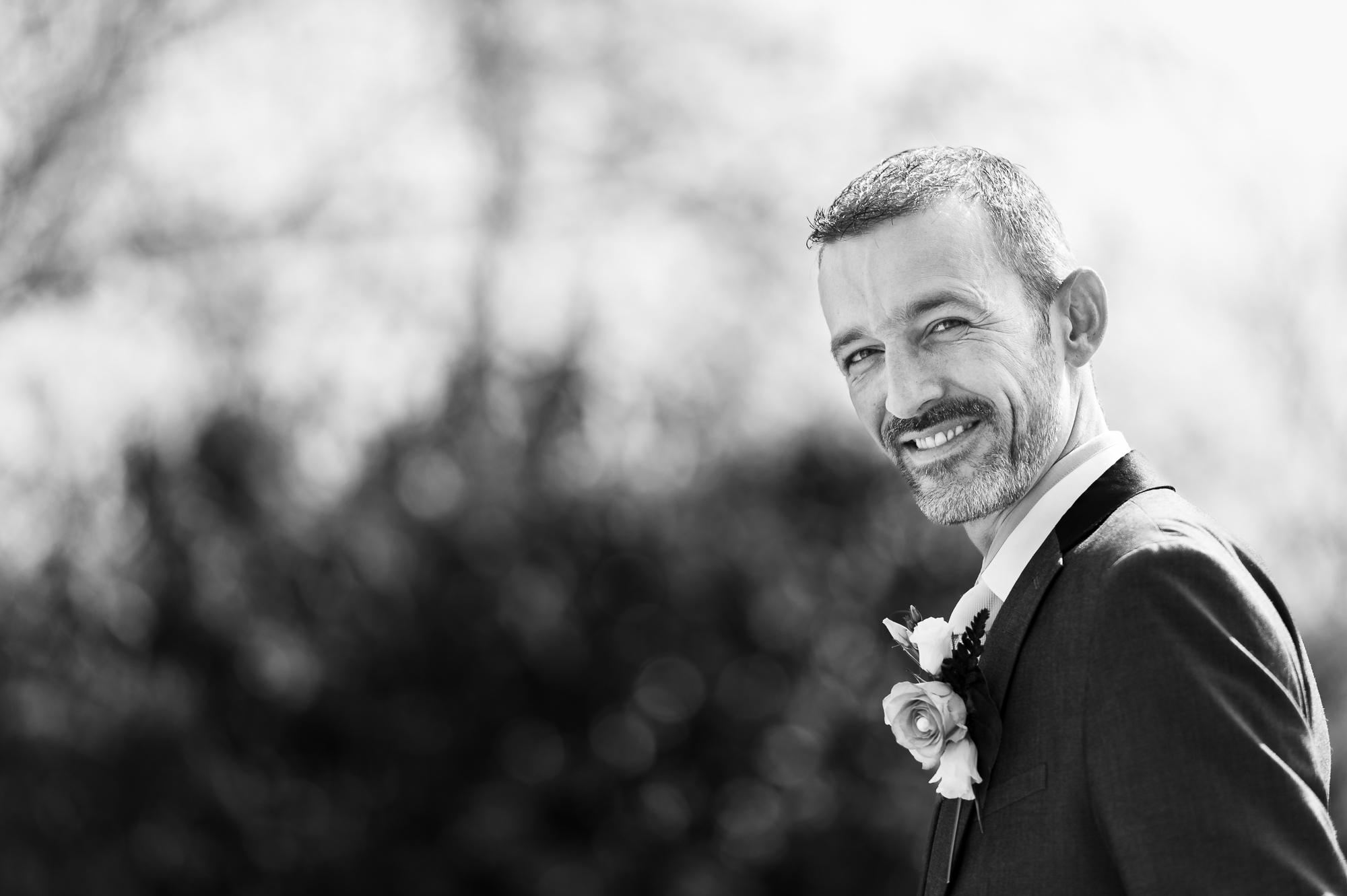 Sylvain Bordier - Photographe de Mariage à Troyes en Champagne. Portrait du marié.